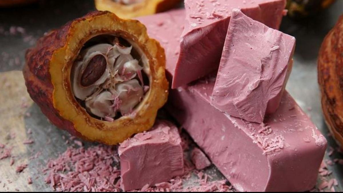 Nowość: powstała różowa czekolada bez barwników. Jak smakuje?