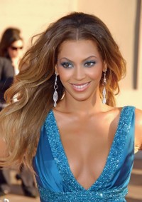 Beyonce Knowles, makijaż, fryzury