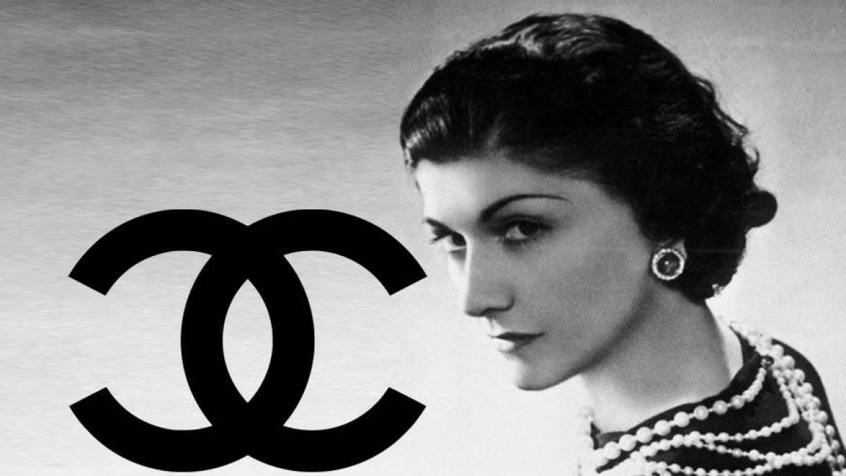 Historia życia Coco Chanel Jak powstał niepowtarzalny styl francuskiej  projektantki który przetrwał do dziś  ELLEpl