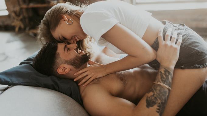 Nowe zasady dotyczące miłości do seksu i pobierania randek