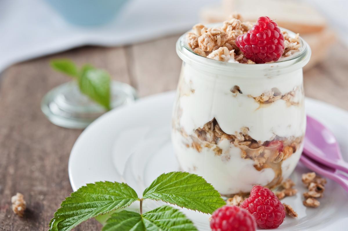Dieta jogurtowa jadłospis. Rodzaje, efekty, wady i zalety