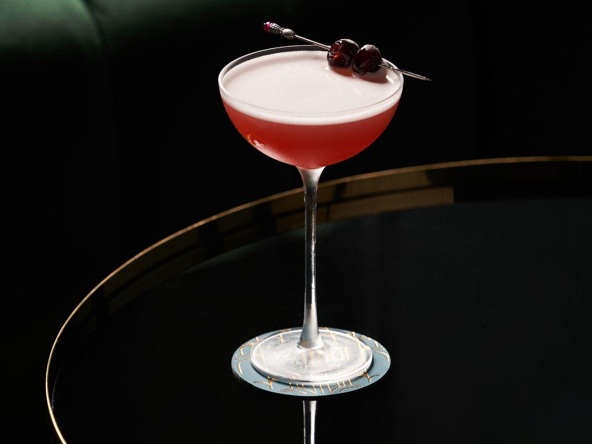 Drinki z martini: Koktajl Manhattan