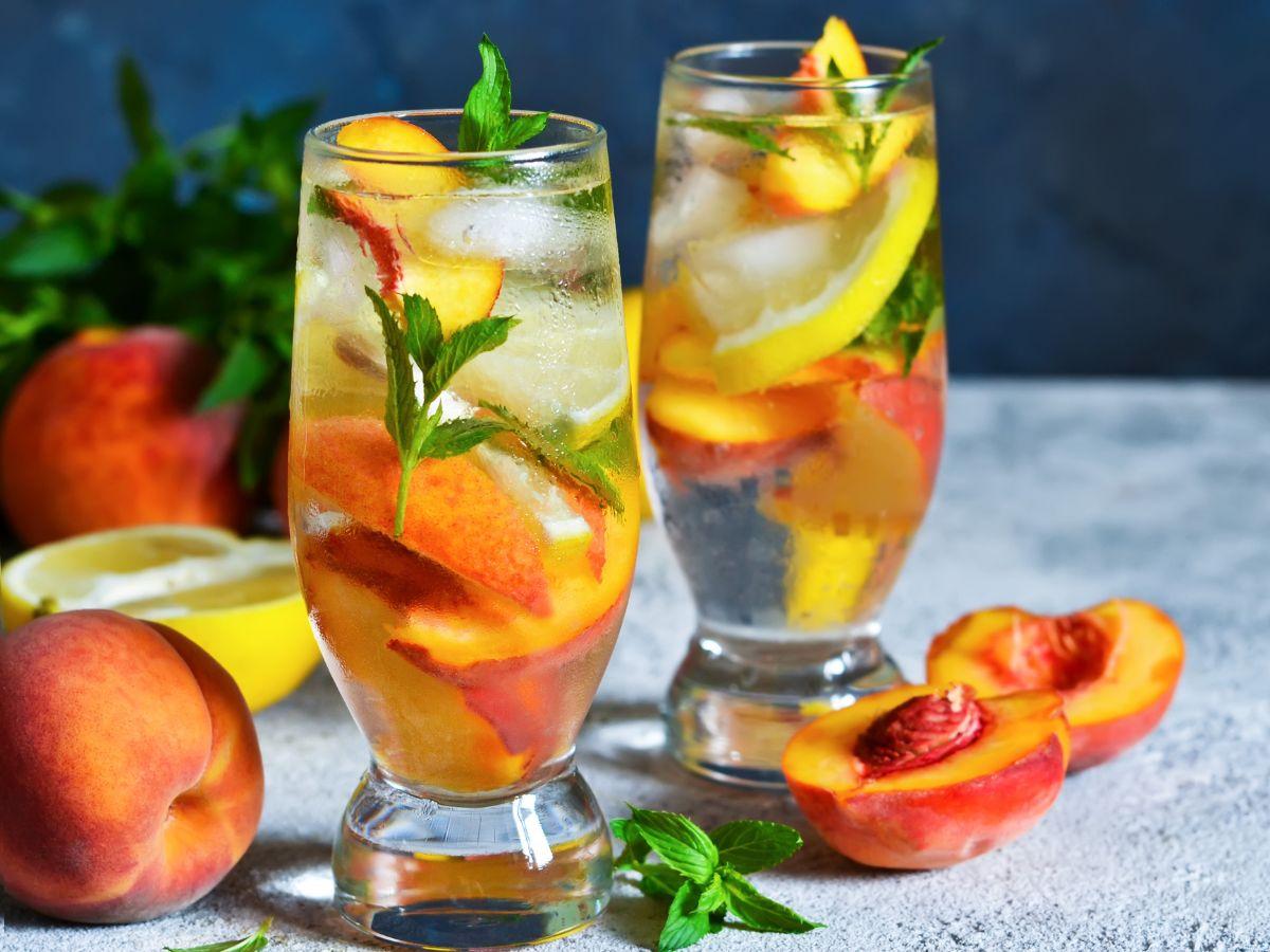 Drinki z rumem: Peach Daiquiri