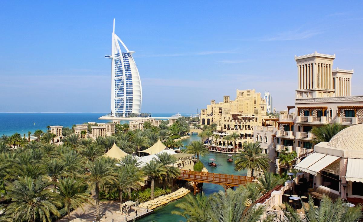 Emiraty Arabskie 7 wyjątkowych miejsc na wakacje Po