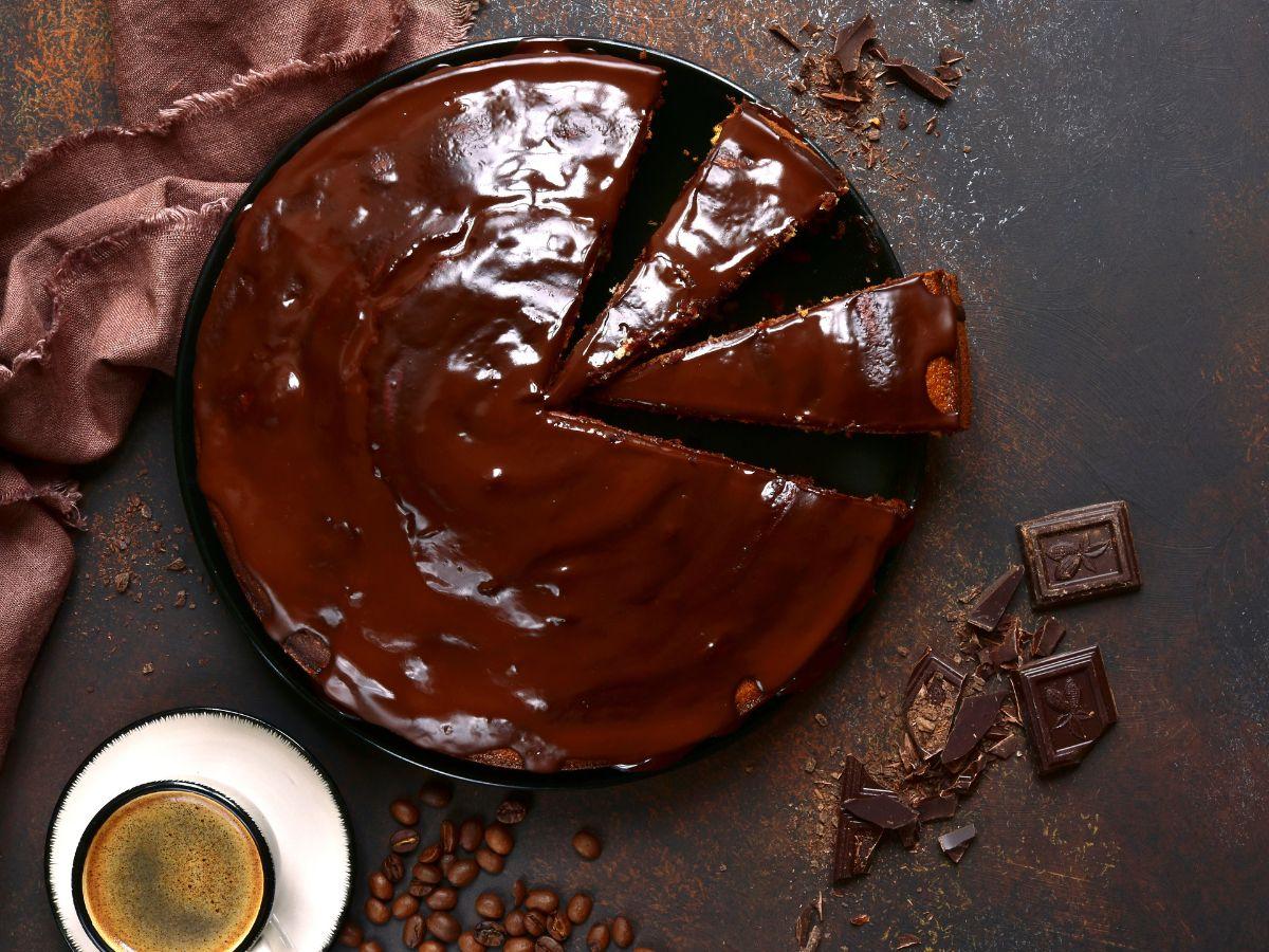 Keto mazurek czekoladowy bez pieczenia