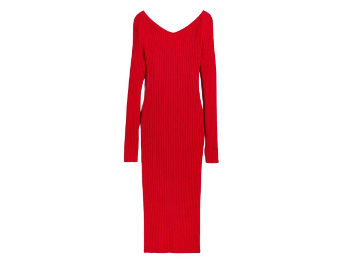 Modne sukienki na święta 2022: Czerwona, dzianinowa sukienka bodycon H&M