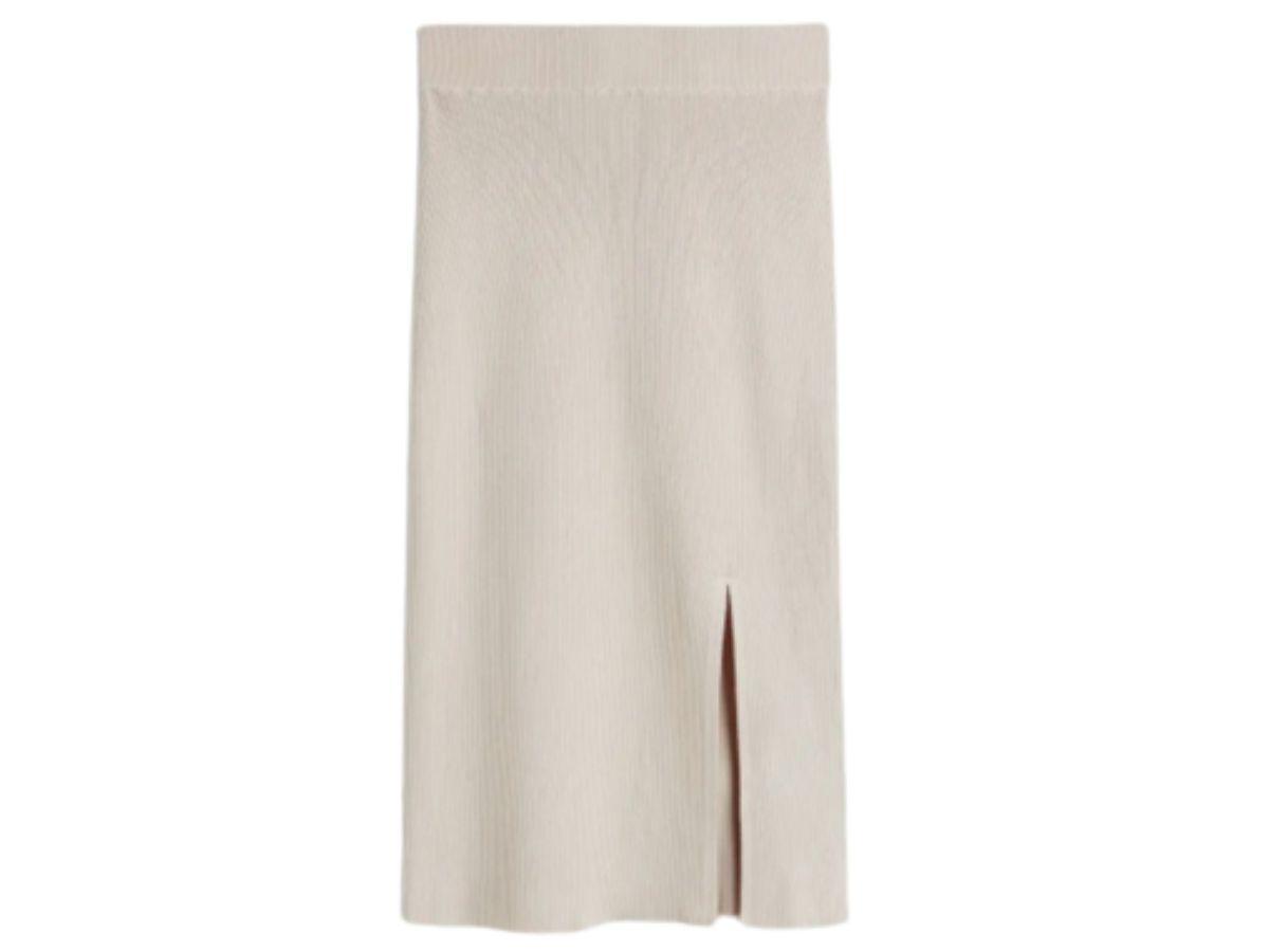 Spódnice midi na wiosnę 2022: ołówkowa spódnica w prążki H&M