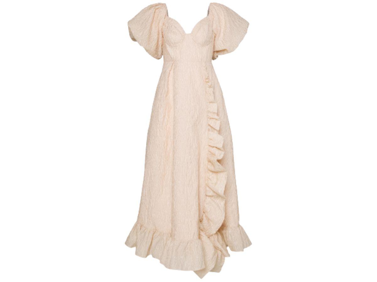Sukienki na Halloween 2022: balowa suknia Królewna Śnieżka