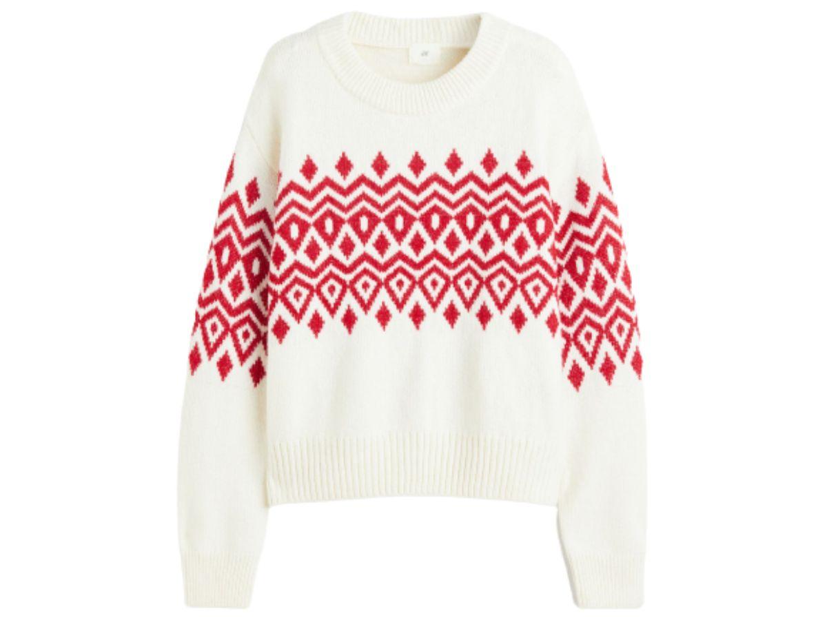 Swetry świąteczne damskie 2022: we wzory