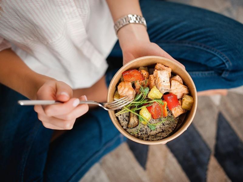 Dieta 1400 kcal na tydzień jadłospis i zasady odchudzania