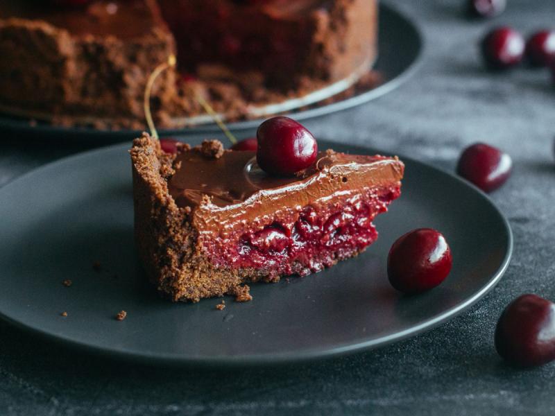 tort na sylwestra z wiśnią