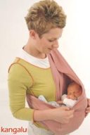 noszenie niemowlęcia