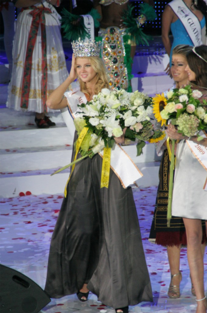 Nowa Miss Supranational 2009 - Oksana Moria