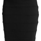 foto 2 - Ołówkowe spódnice - modna elegancja na wiosnę i lato 2012