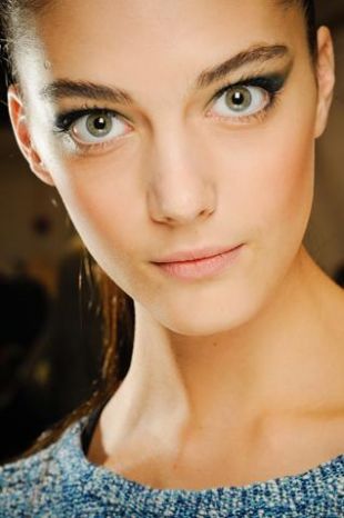 Podstawowe trendy w makijażu na jesień 2012