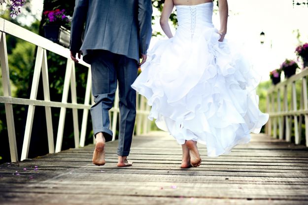 Jak zorganizować ślub i wesele w plenerze?