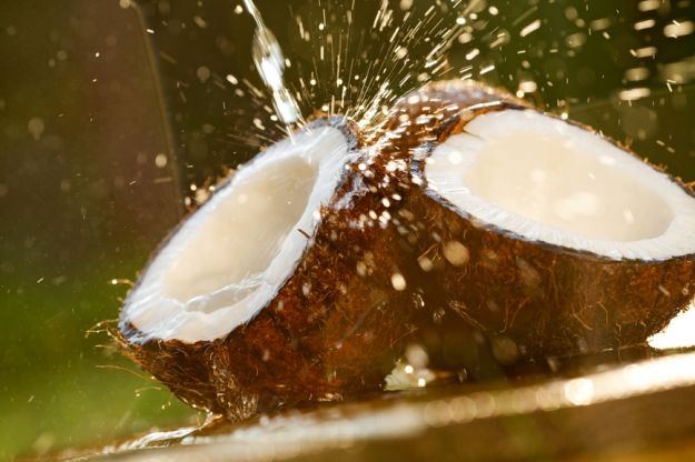Olej kokosowy przeciw próchnicy