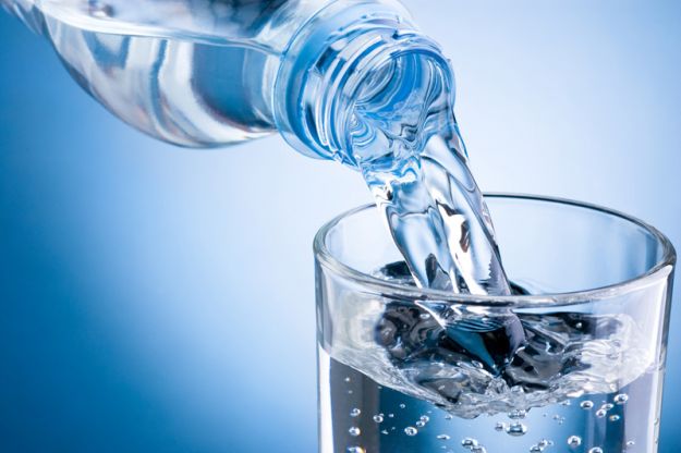 Jak picie wody wpływa na zdrowie i urodę?