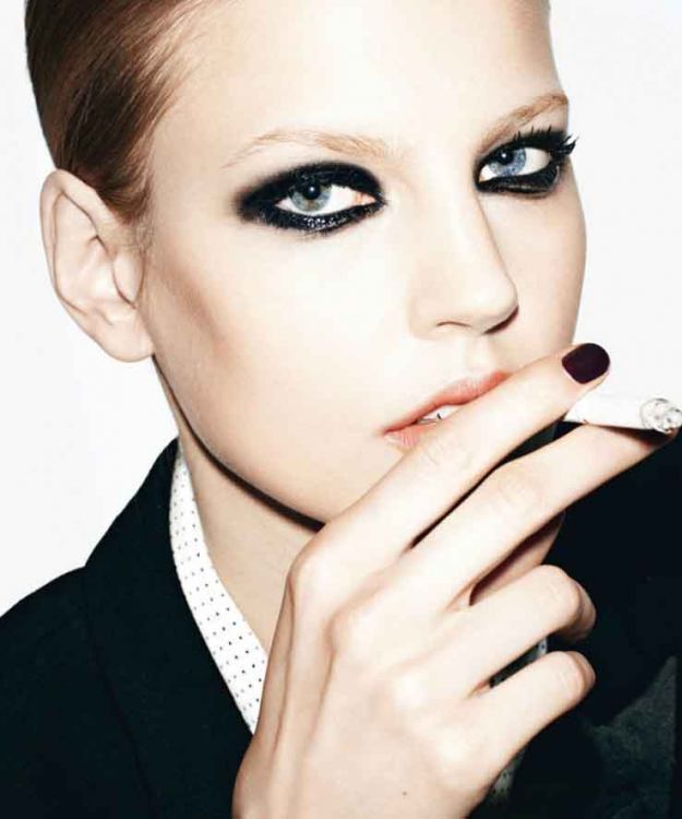 Jesienny make-up wg październikowego Vogue'a